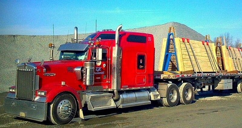 2002 Kenworth W900 Red