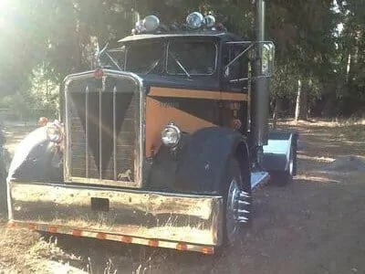 1957 Kenworth Needlenose Green Yellow