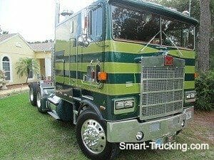 Old School Cabover Truck Photo Gallery – We Like the Way They Roll