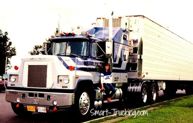 1986 R Model Mack Blue Gray with Reefer Trailerr