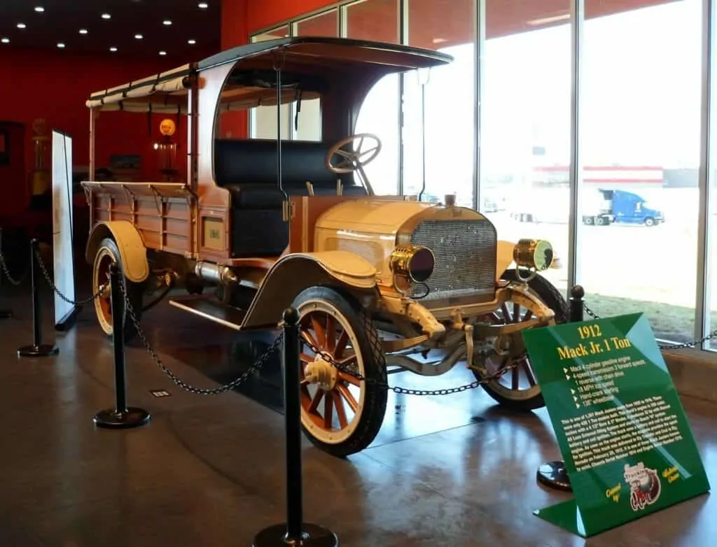 1912 Mack Truck