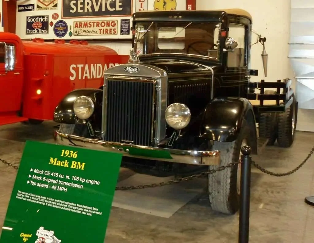 1936 Black Mack Vintage Model