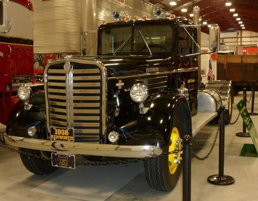 Black 1938 Kenworth