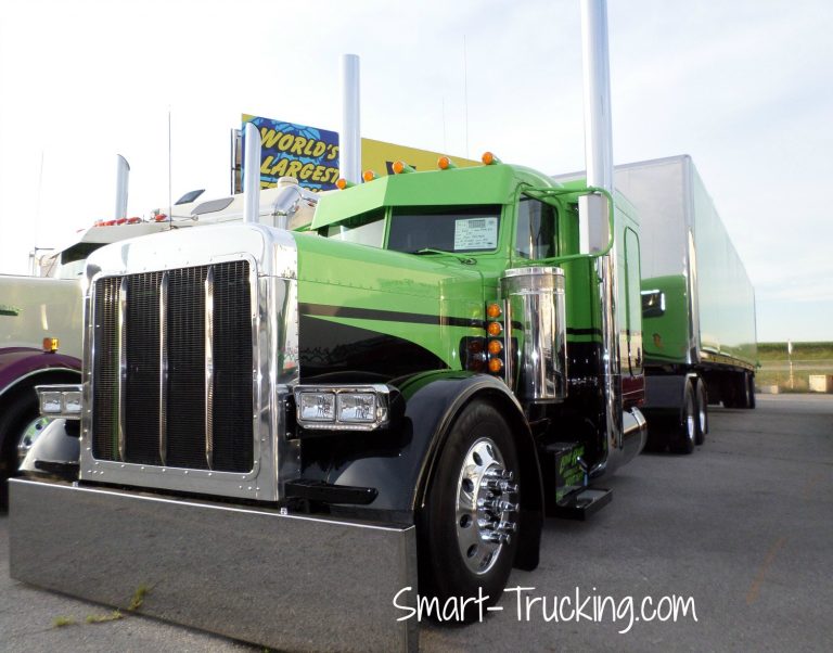 2005 Black Green 379 Peterbilt