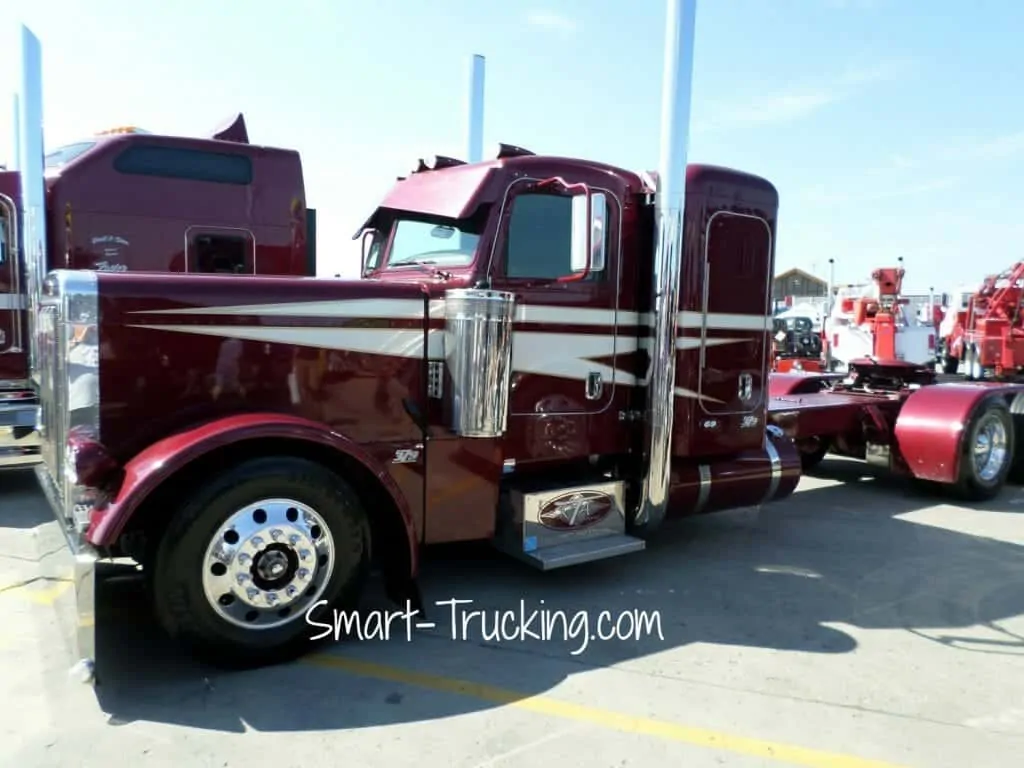 379 Custom Peterbilt Maroon White