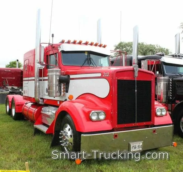 2000 Red Kenworth W900 Rig