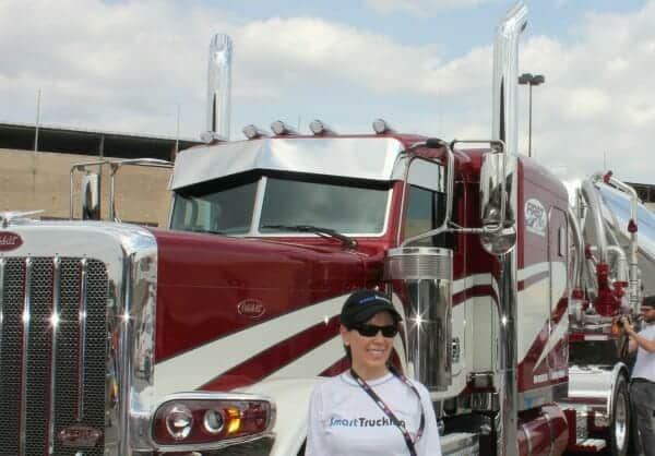Red White Peterbilt 389 MATS Show