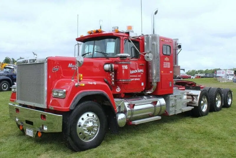 1992-mack-superliner-2