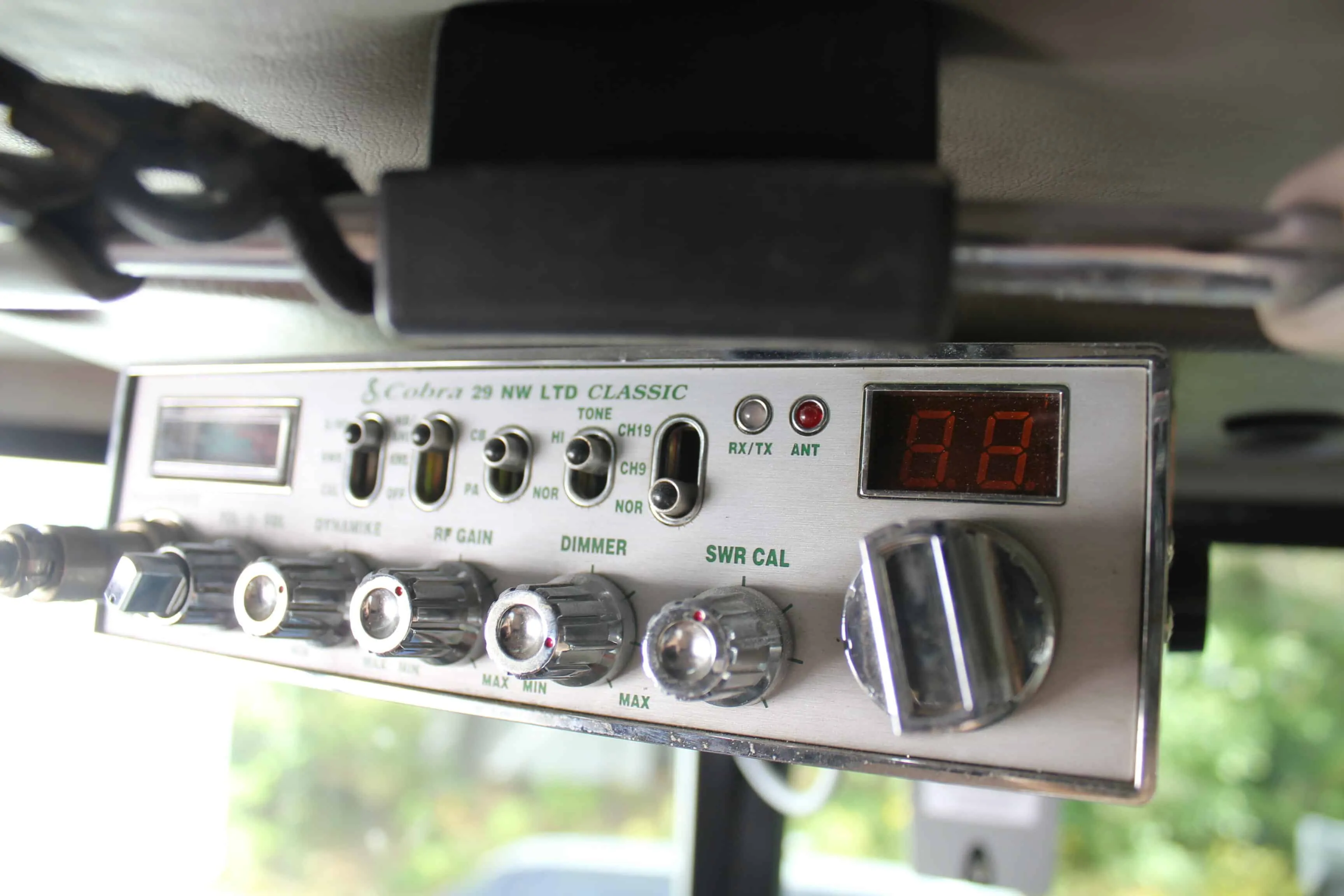 Big CB Radios - Memories From the Glory Days of Trucking