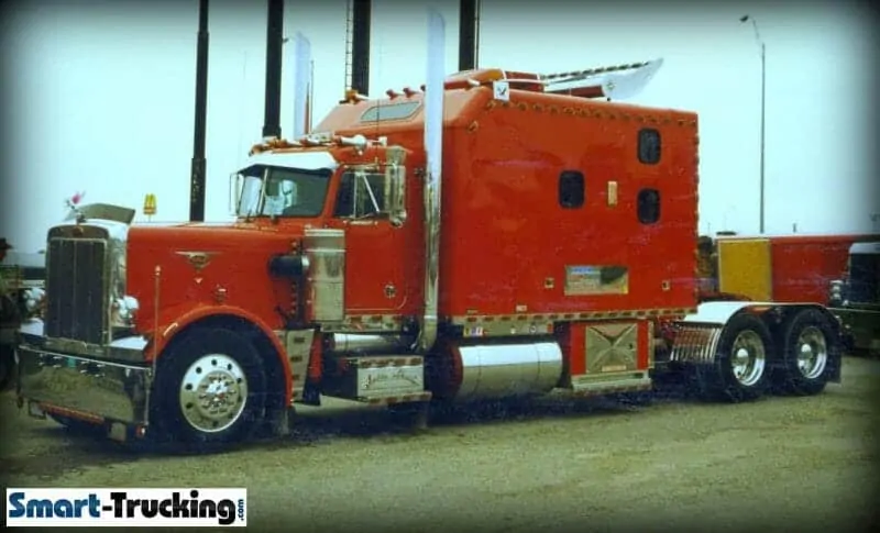 1986 Peterbilt 359 Red Big Sleeper