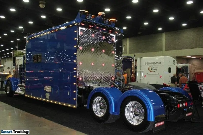 custom 18 wheeler