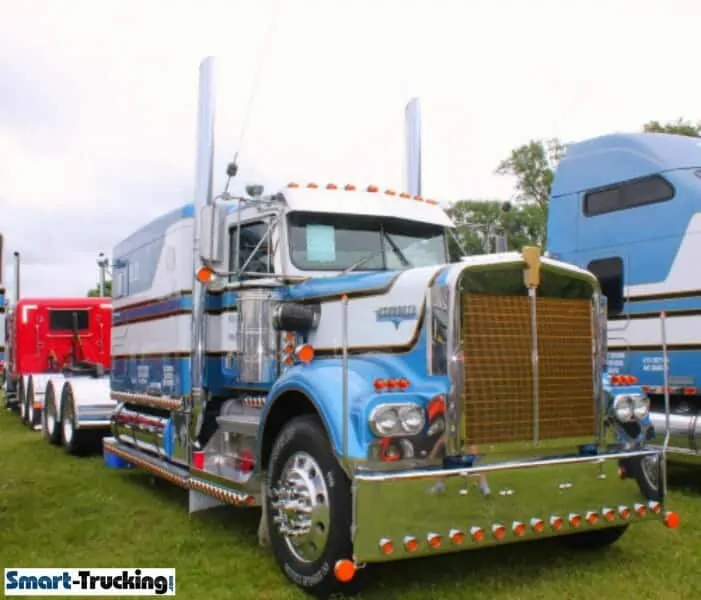 Kenworth W900A With Custom Sleeper Bunk