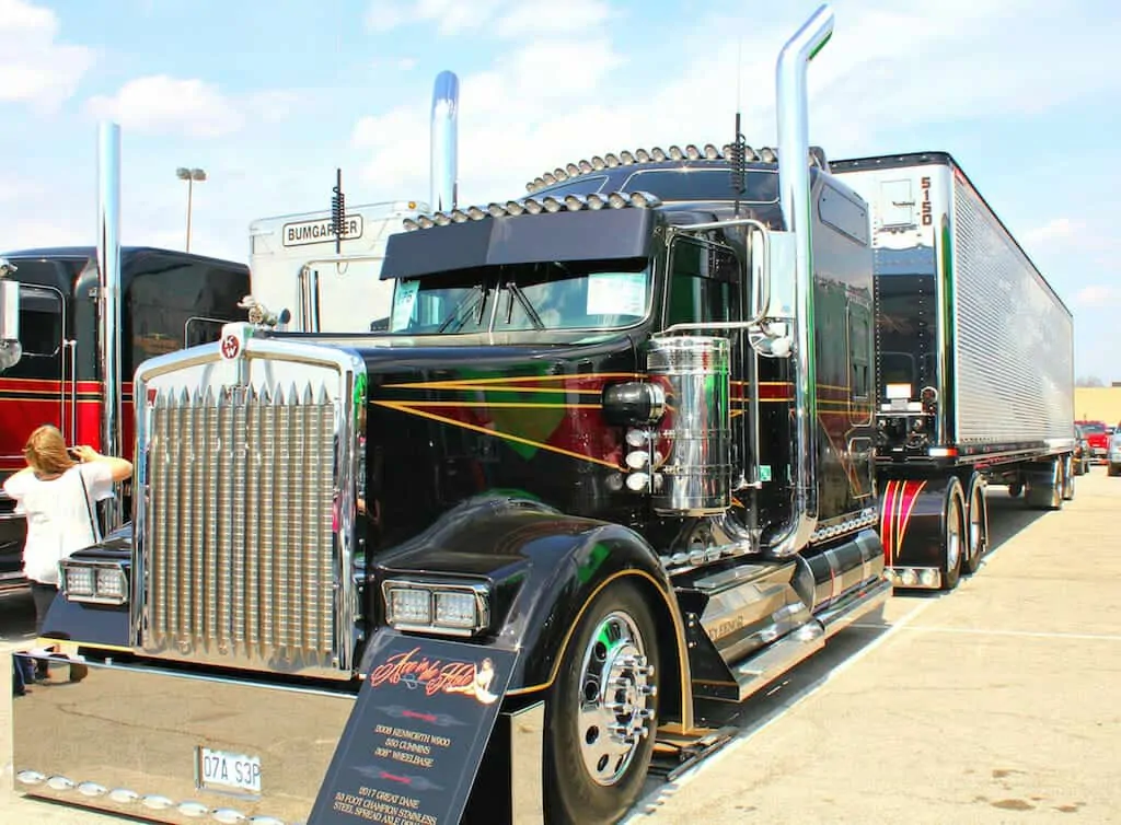 2008 Kenworth W900 Custom Black