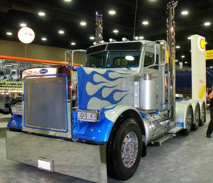 custom 18 wheeler