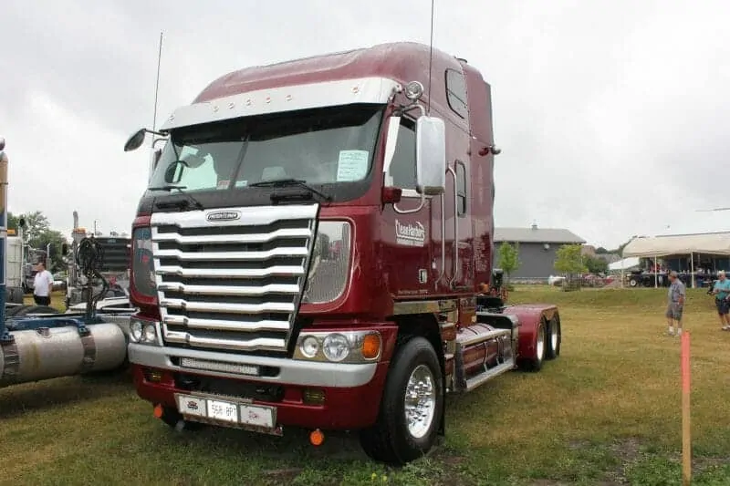 Cabover Freightliner Argosy