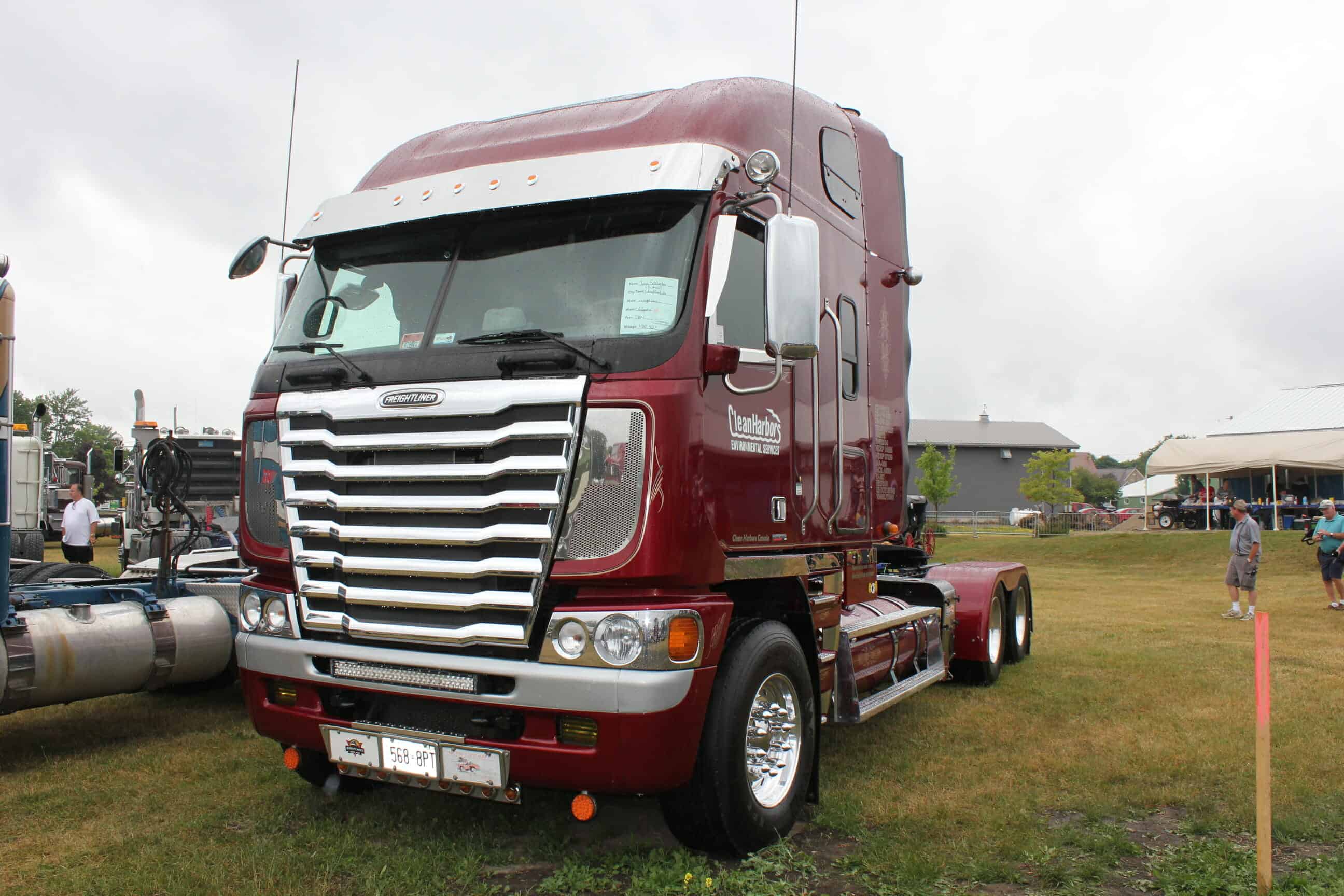 Freightliner Cabover Photo Collection That Will Knock Your