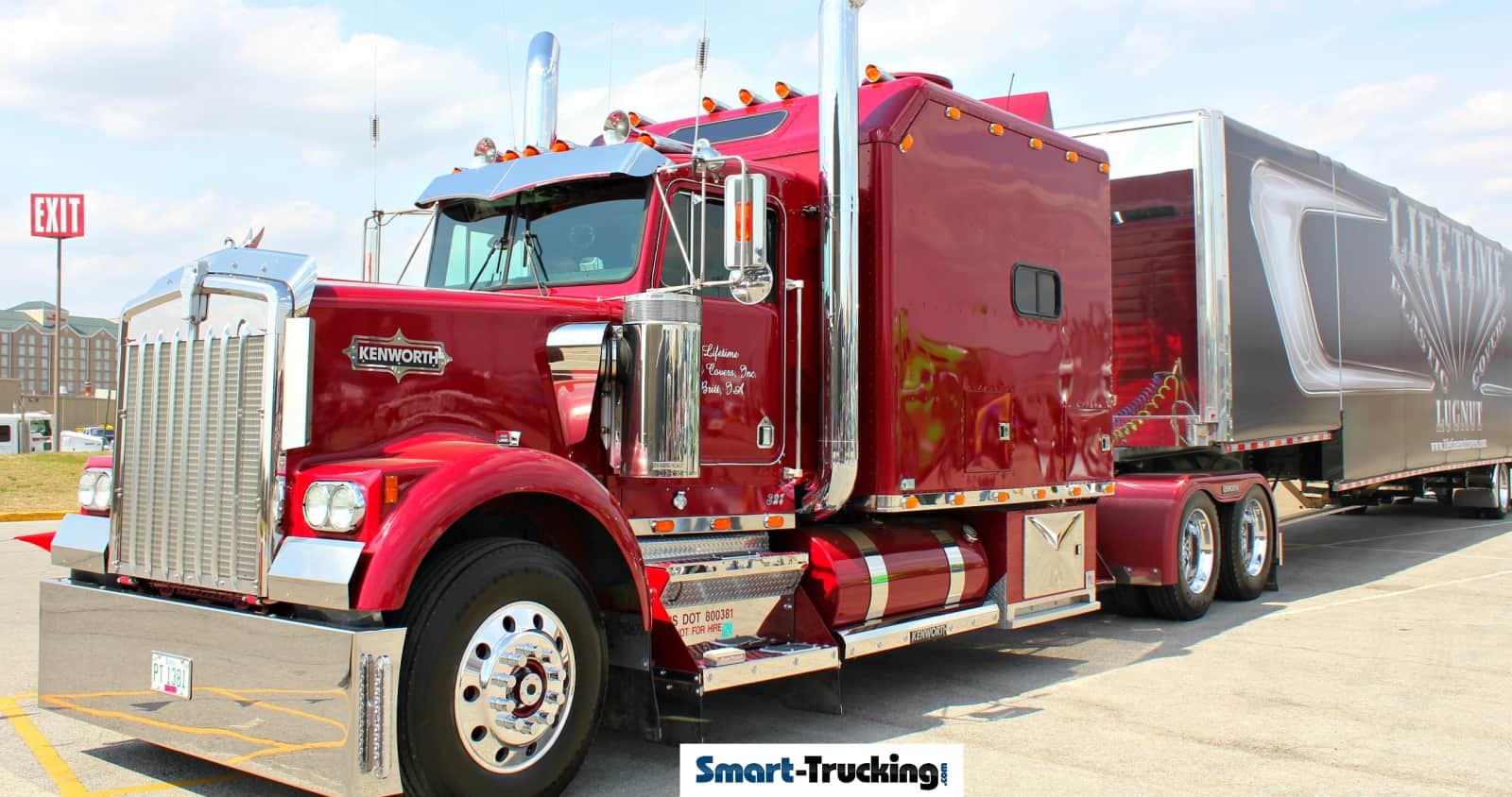 semi-truck-brands-usa-ayesha-tapp