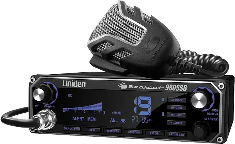 A photo of a Uniden BEARCAT 980 CB Radio.